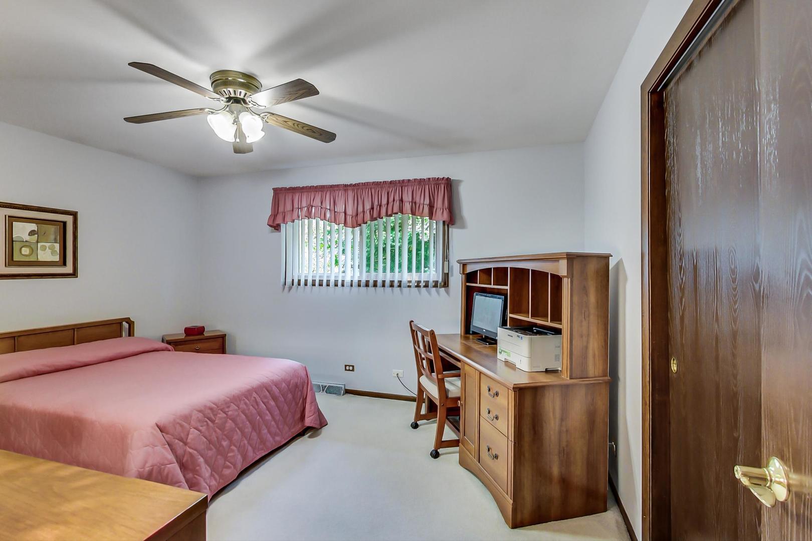 973 North Mill Road Addison, IL 60101 - Photo 17 of 37