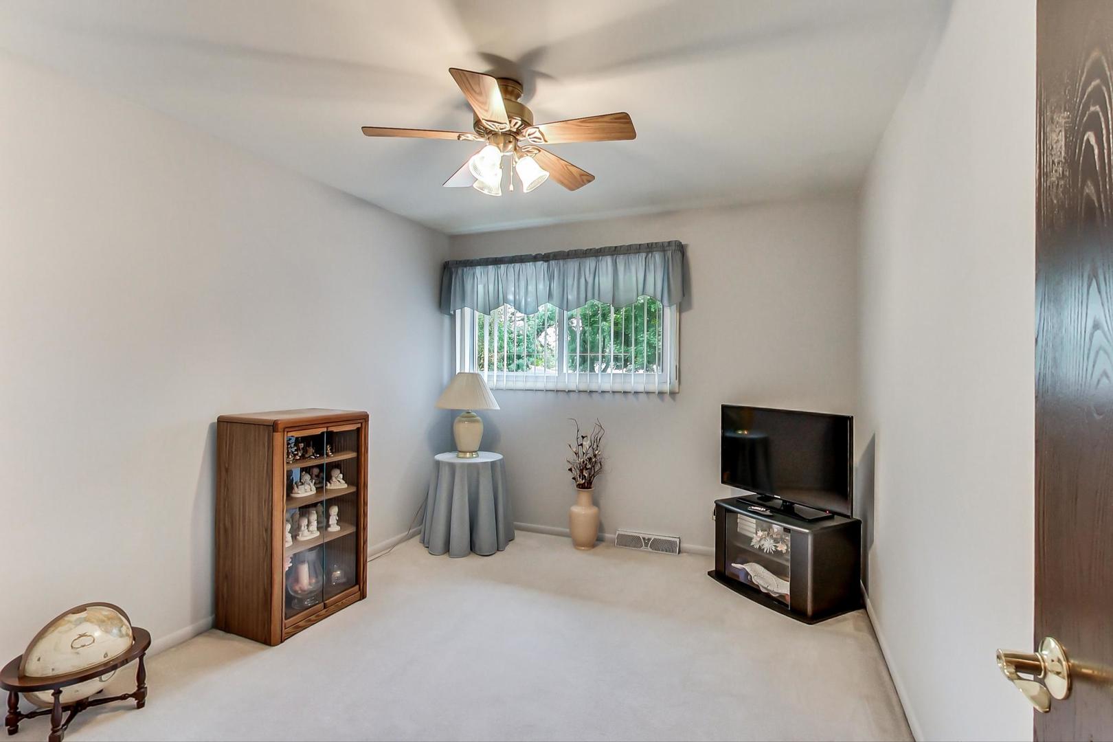973 North Mill Road Addison, IL 60101 - Photo 19 of 37