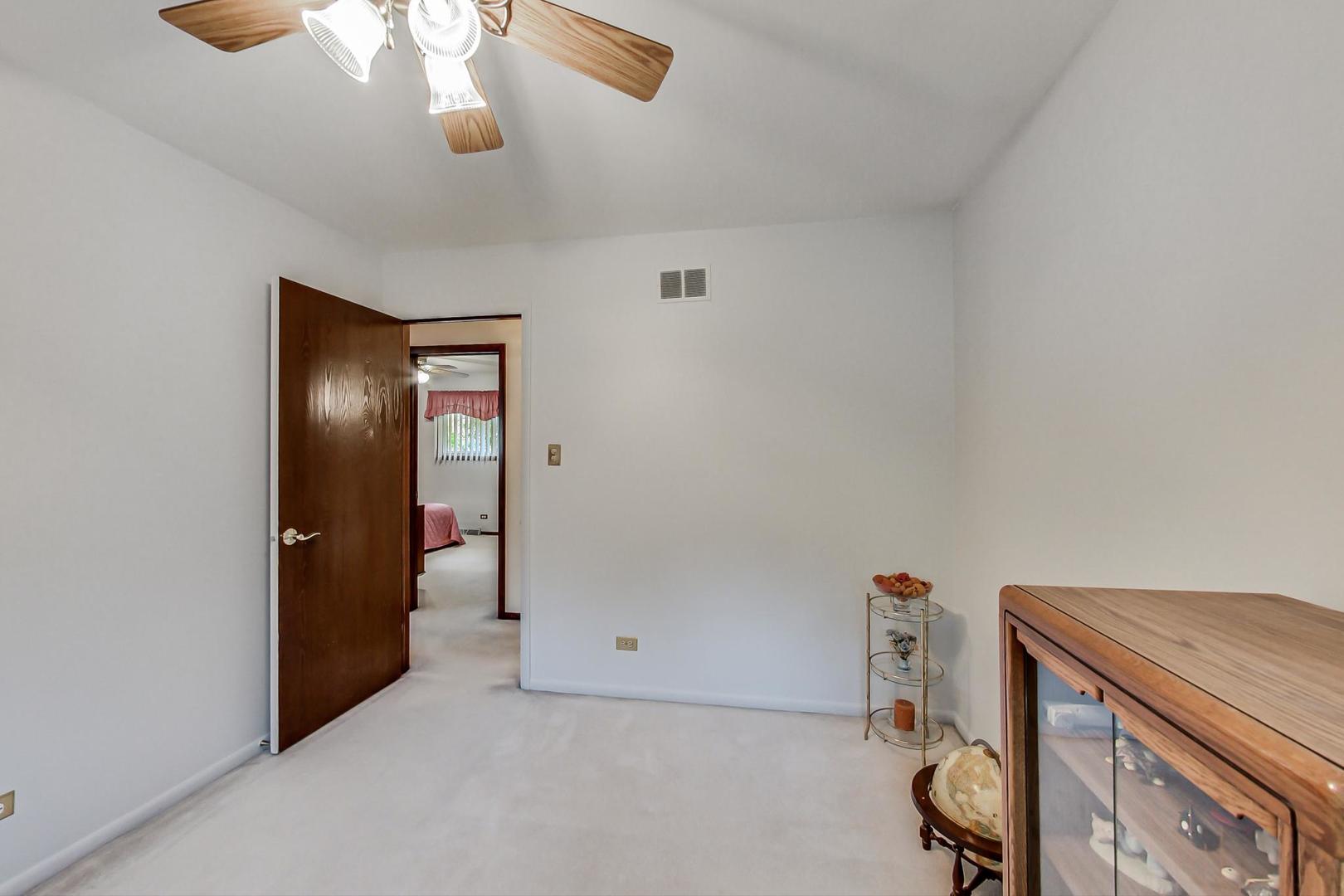 973 North Mill Road Addison, IL 60101 - Photo 20 of 37