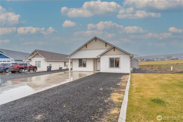 $300,000 | 6549 Highway 262, Unit 17, Othello, WA 99344