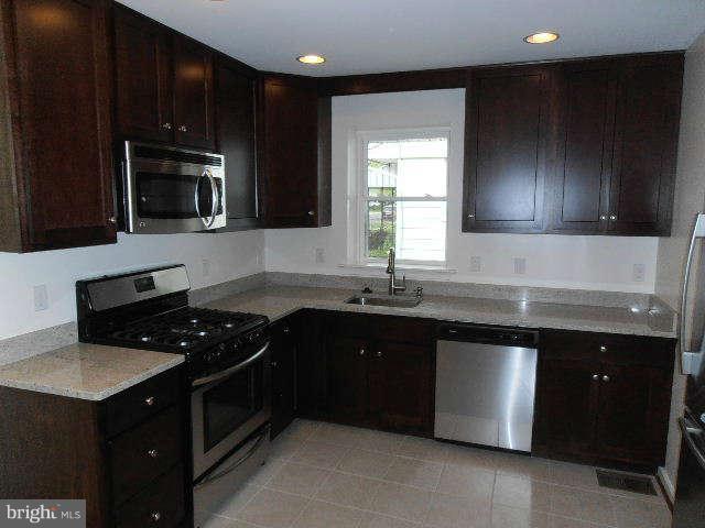 2024 Ray Leonard Road Hyattsville, MD 20785 - Photo 5 of 19 Kitchen