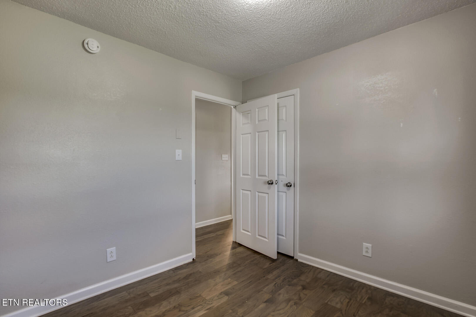 7753 Cranley Road Powell, TN 37849 - Photo 29 of 43 29_CranleyRoad_7753_Bedroom3_02