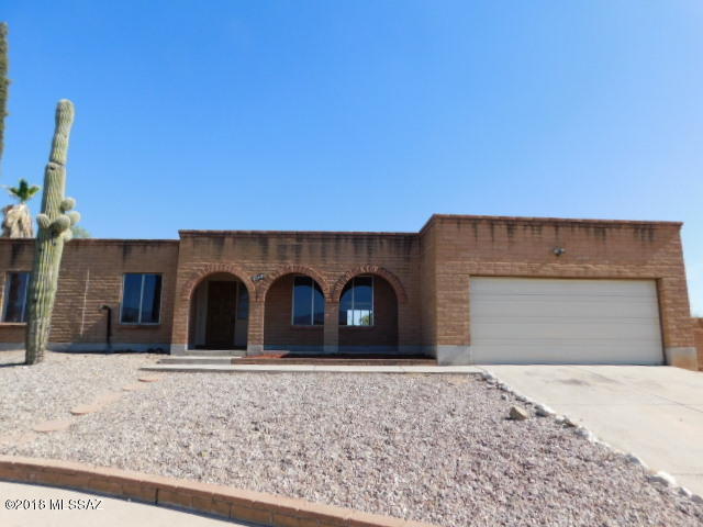 9540 East Stefan Road Tucson, AZ 85748 - Photo 1 of 13