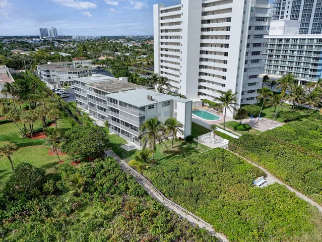 $349,000 | 3600 North Ocean Drive, Unit 322, Singer Island, FL 33404