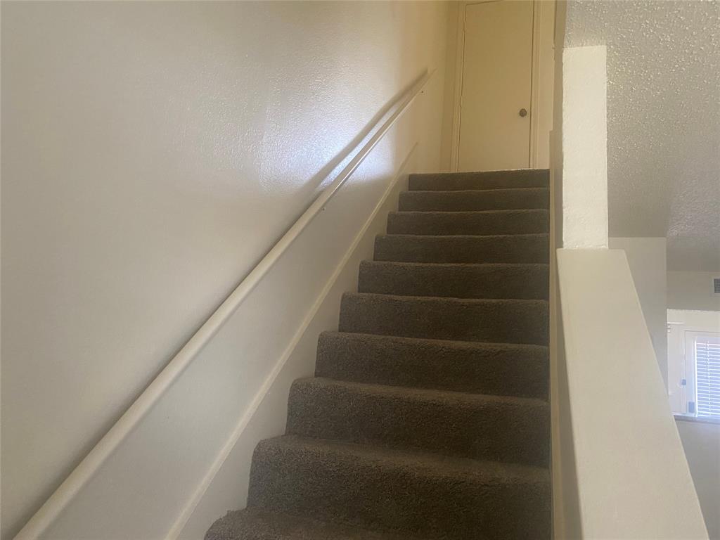 2809 Wimbledon Court, Unit C Garland, TX 75041 - Photo 12 of 23 a view of entryway