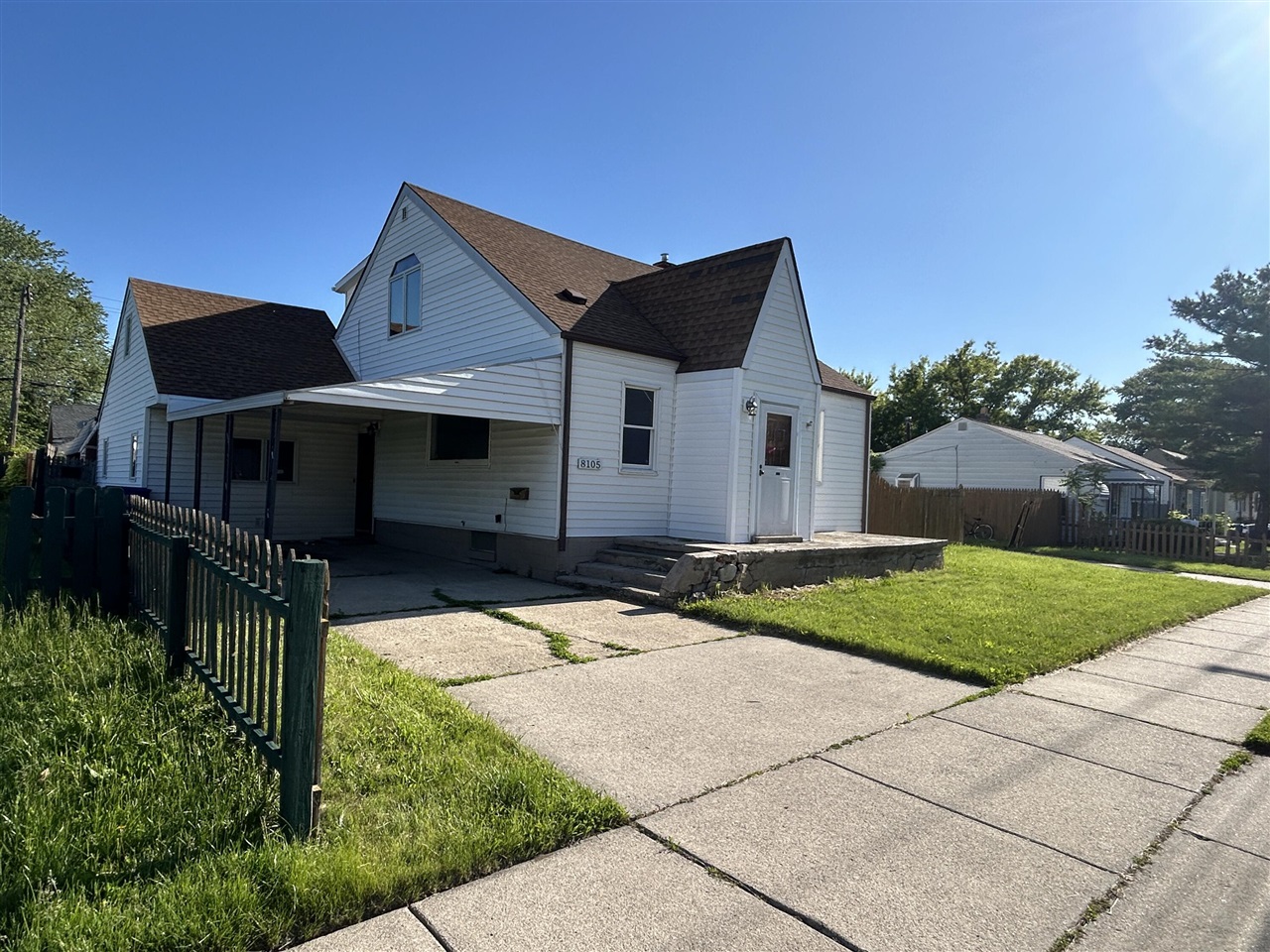 8105 Toepfer Road Warren, MI 48089 - Photo 2 of 21