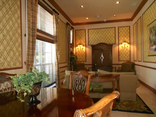 $2,600 | 300 Scotia Drive, Unit 203, Hypoluxo, FL 33462
