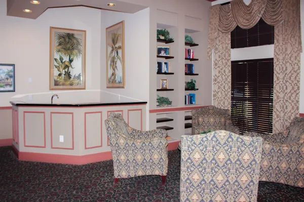 $2,600 | 300 Scotia Drive, Unit 203, Hypoluxo, FL 33462