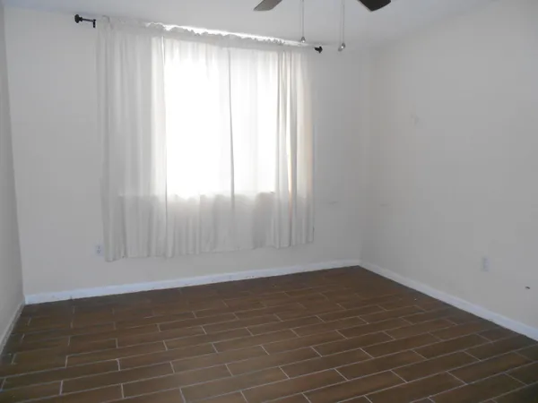 $2,600 | 300 Scotia Drive, Unit 203, Hypoluxo, FL 33462