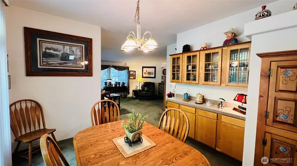$579,000 | 7010 West Dahl Road, Deer Park, WA 99006