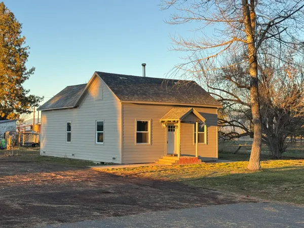 $255,000 | 44741 Highway 299, McArthur, CA 96056