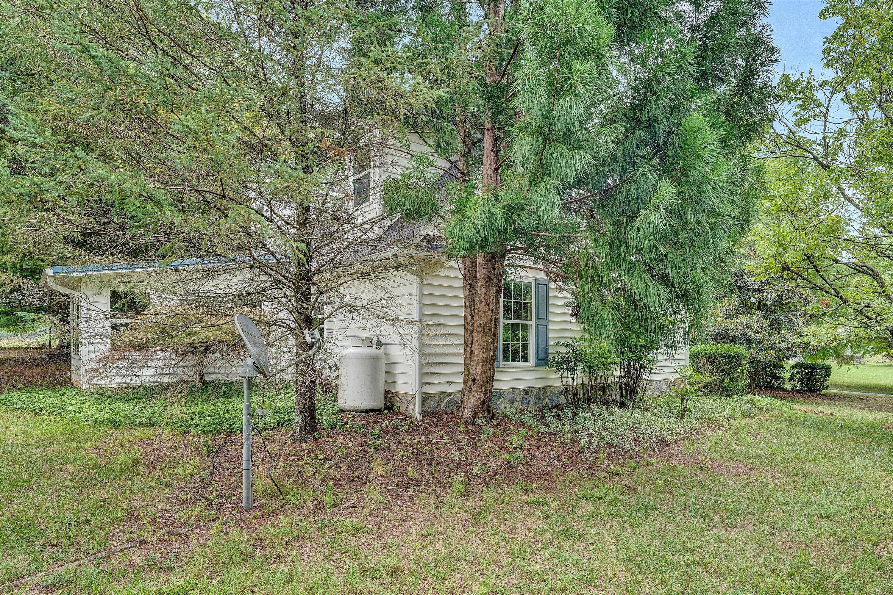 2932 Dickerson Mill Road Bedford, VA 24523 - Photo 38 of 62 36-DSC08284