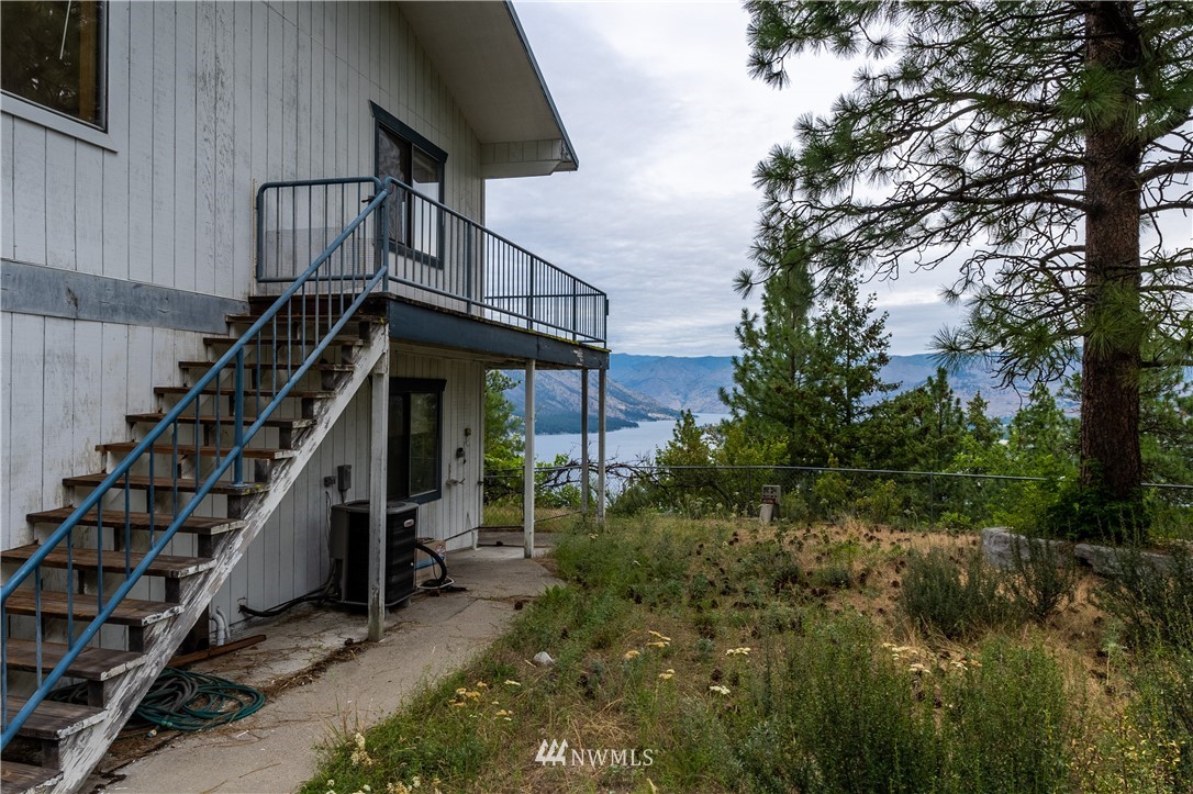 1061 Guffy Road Chelan, WA 98816 - Photo 11 of 25 Gallery Image 11
