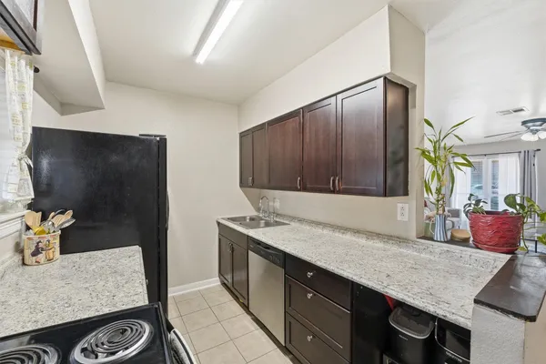 $110,000 | 3326 Burke Road, Unit 67, Pasadena, TX 77504