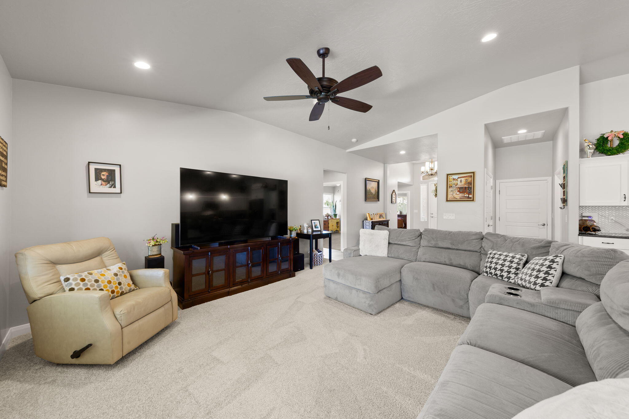 3042 3230 S Street St. George, UT 84790 - Photo 17 of 35 26-web-or-mls-3042 E. 3230 S.-11
