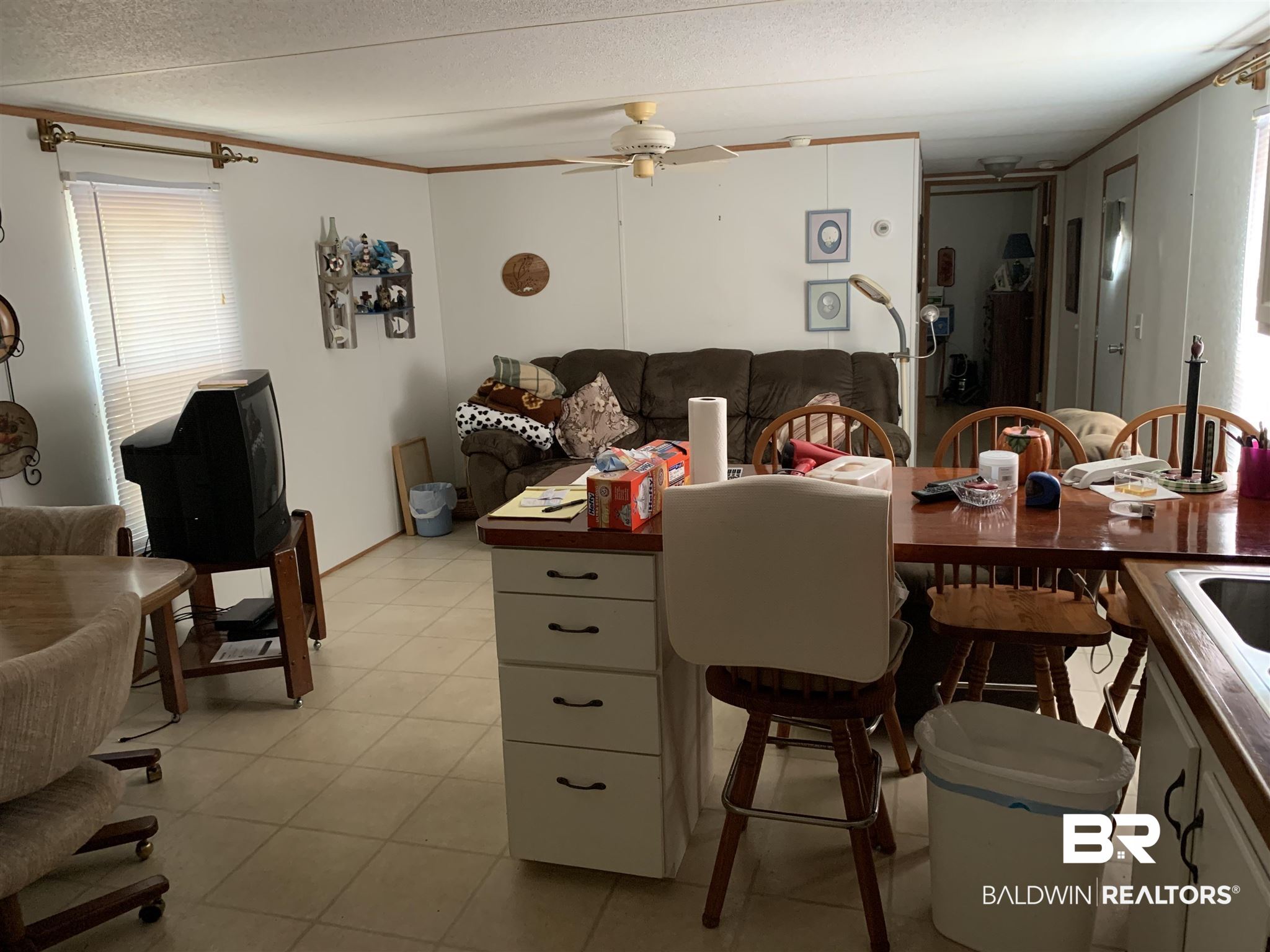 9587 John Hall Lane Foley, AL 36535 - Photo 7 of 19 Kitchen to Living