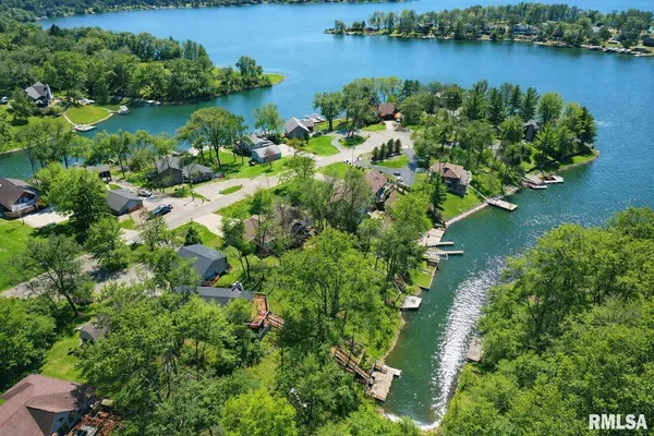 $499,900 | 119 Birch Court, Dahinda, IL 61428