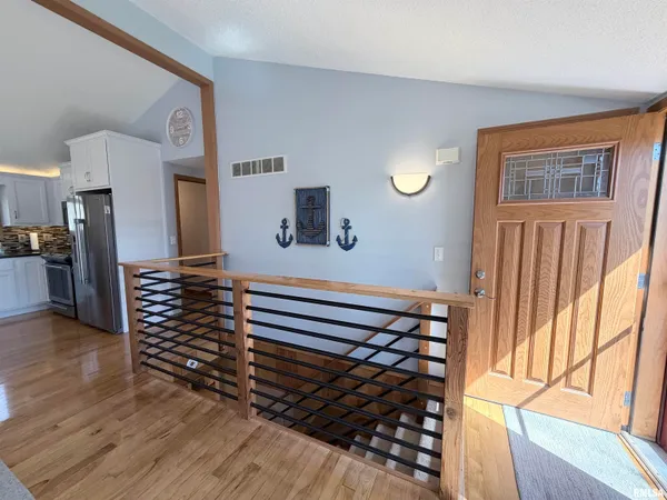 $499,900 | 119 Birch Court, Dahinda, IL 61428