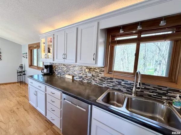 $499,900 | 119 Birch Court, Dahinda, IL 61428