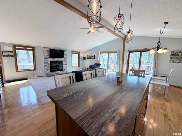 $499,900 | 119 Birch Court, Dahinda, IL 61428