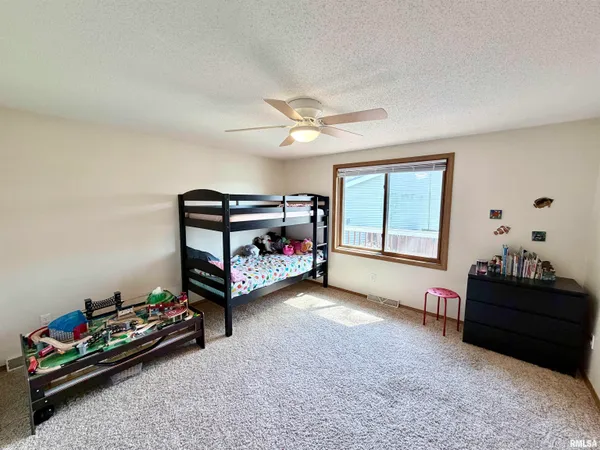 $499,900 | 119 Birch Court, Dahinda, IL 61428