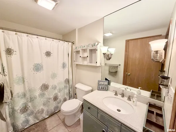 $499,900 | 119 Birch Court, Dahinda, IL 61428