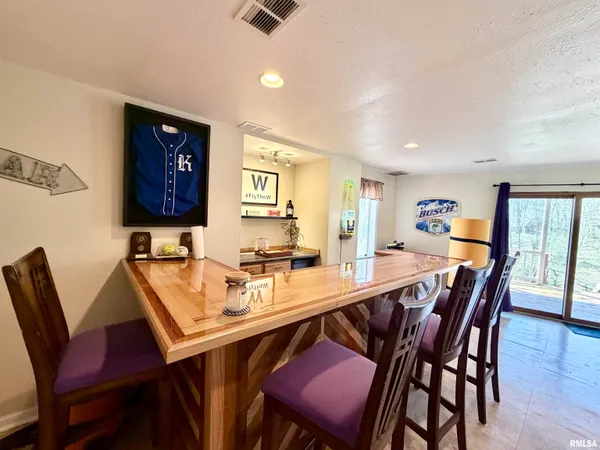 $499,900 | 119 Birch Court, Dahinda, IL 61428