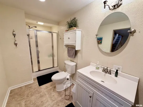 $499,900 | 119 Birch Court, Dahinda, IL 61428