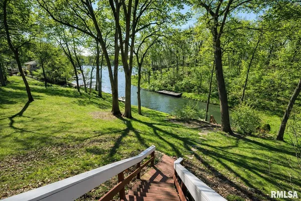 $499,900 | 119 Birch Court, Dahinda, IL 61428