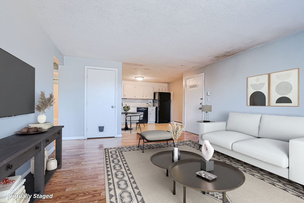 96 Richardson Road, Unit B28 Chelmsford, MA 01863 - Photo 2 of 25