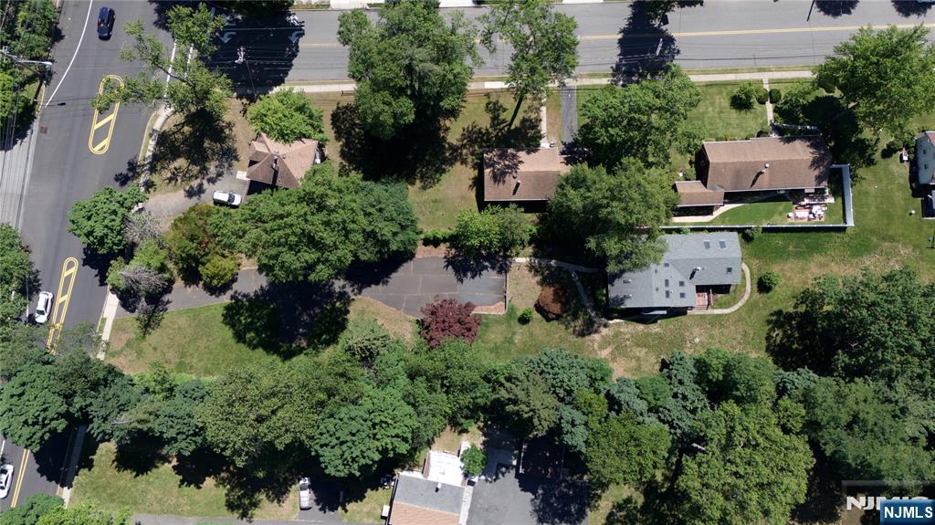 38 B West Ridgewood Avenue Paramus, NJ 07652 - Photo 12 of 15