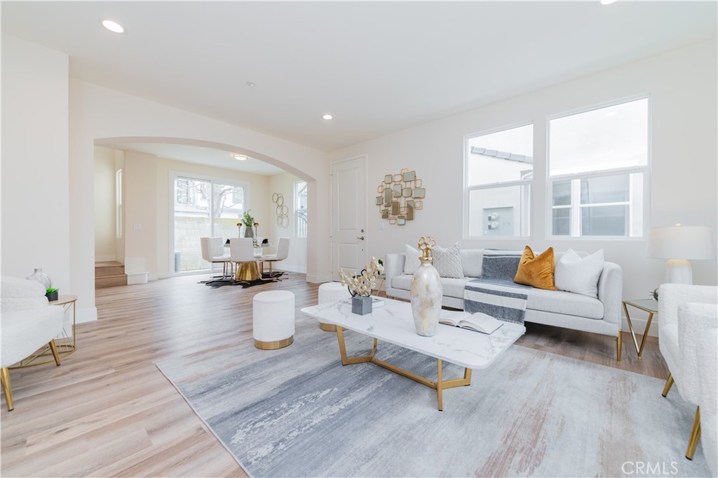 11237 Gladhill Road, Unit 8 Whittier, CA 90604 - Photo 5 of 27