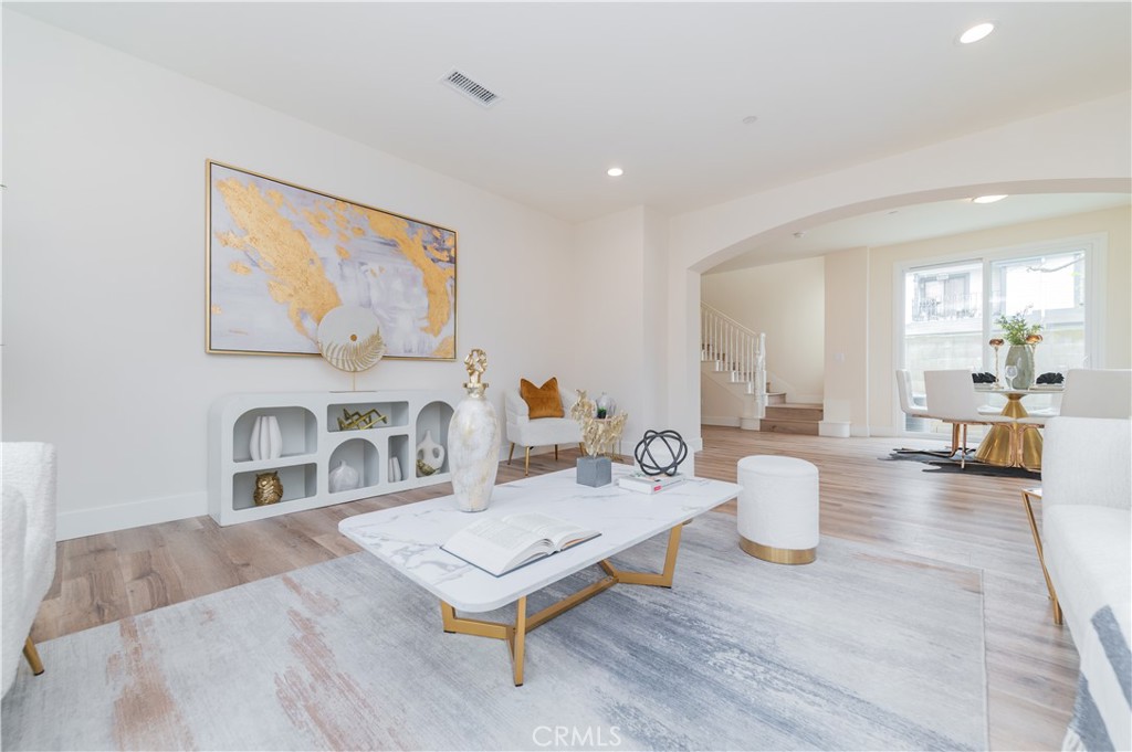 11237 Gladhill Road, Unit 8 Whittier, CA 90604 - Photo 6 of 27