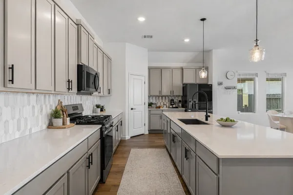 $3,200 | 2331 Peach Oak Crossing, Manvel, TX 77578