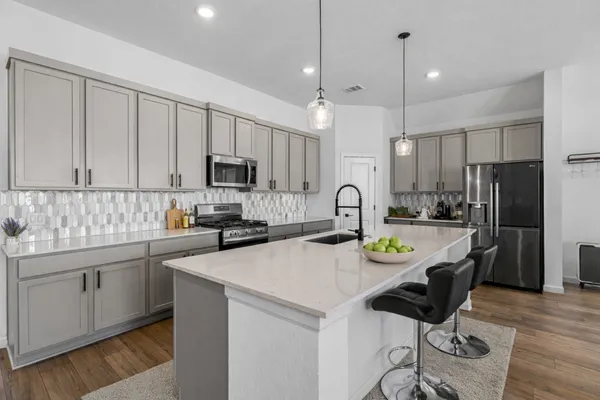 $3,200 | 2331 Peach Oak Crossing, Manvel, TX 77578