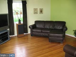 407 Madison Road Springfield, PA 19064 - Photo 2 of 6