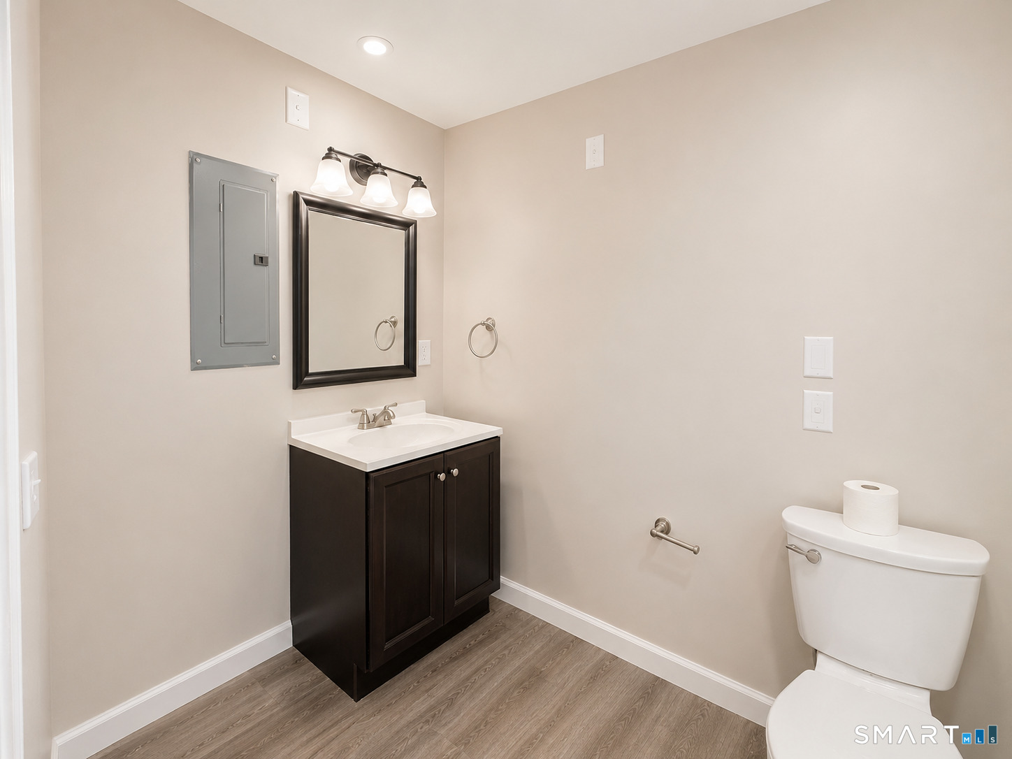 82 Main Street East Hampton, CT 06424 - Photo 11 of 34