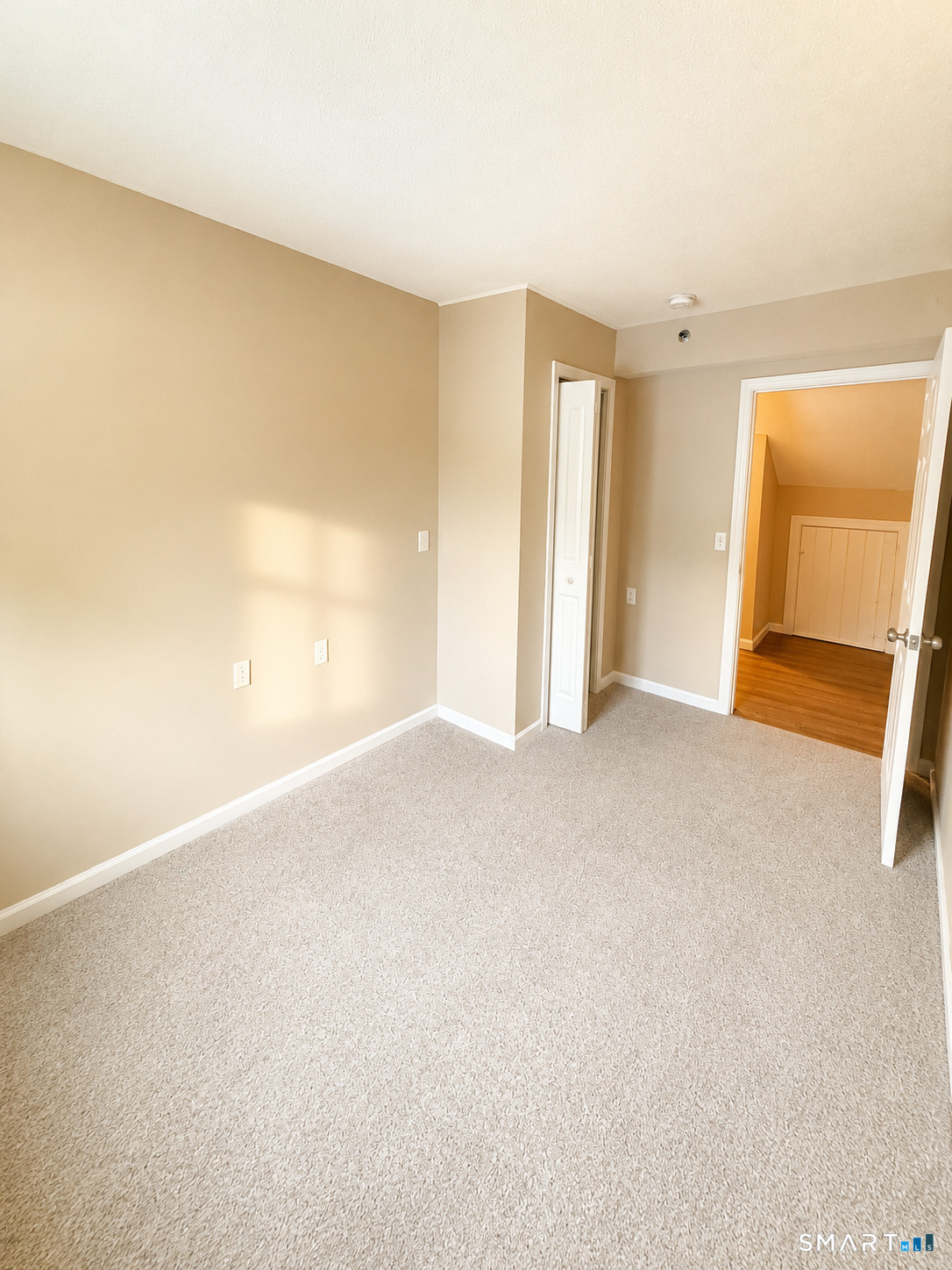 82 Main Street East Hampton, CT 06424 - Photo 13 of 34