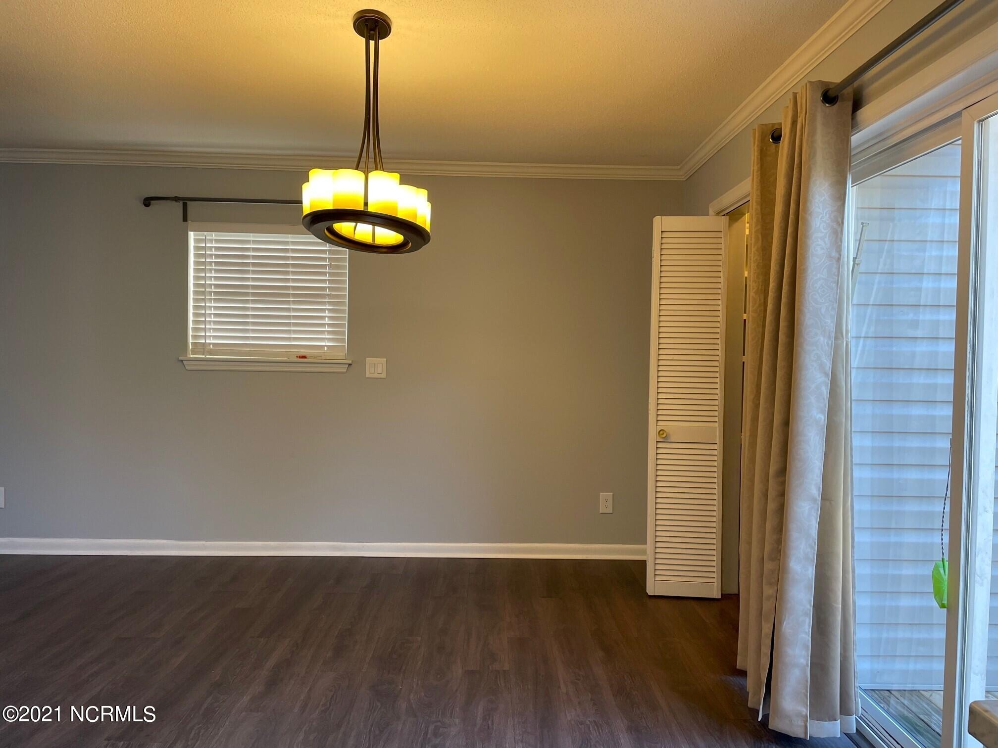 237 Brighton Road Wilmington, NC 28409 - Photo 9 of 16 8
