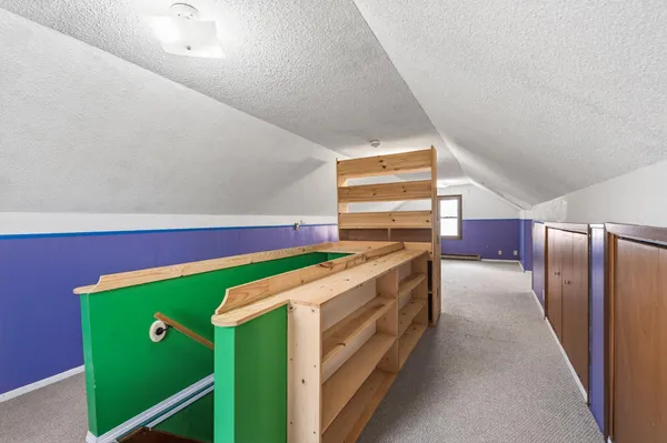 $309,000 | 930 Hawthorne Avenue East, St. Paul, MN 55106