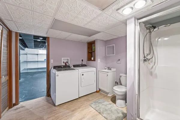 $309,000 | 930 Hawthorne Avenue East, St. Paul, MN 55106