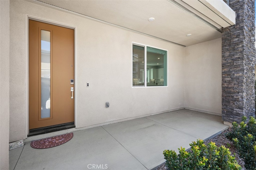 218 Sora Irvine, CA 92618 - Photo 12 of 65 an empty room with windows