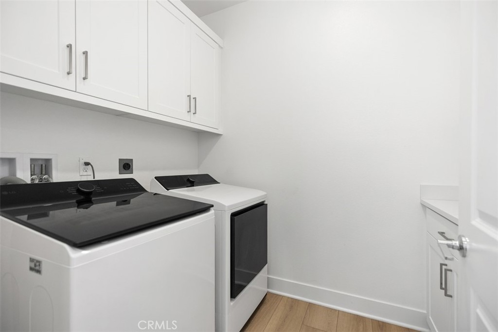 218 Sora Irvine, CA 92618 - Photo 37 of 65 a utility room with dryer and washer