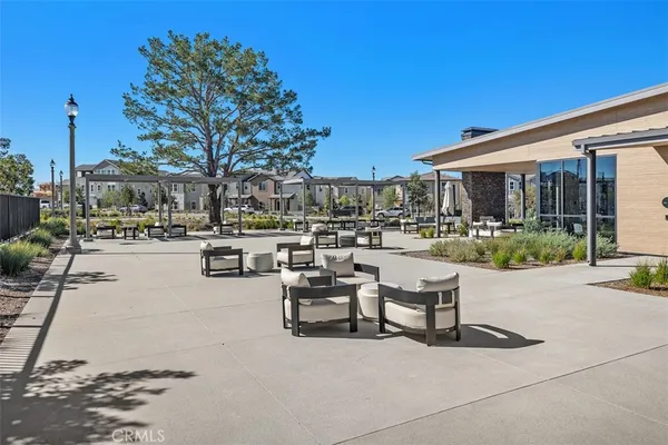 $5,750 | 218 Sora, Irvine, CA 92618