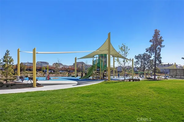 $5,750 | 218 Sora, Irvine, CA 92618