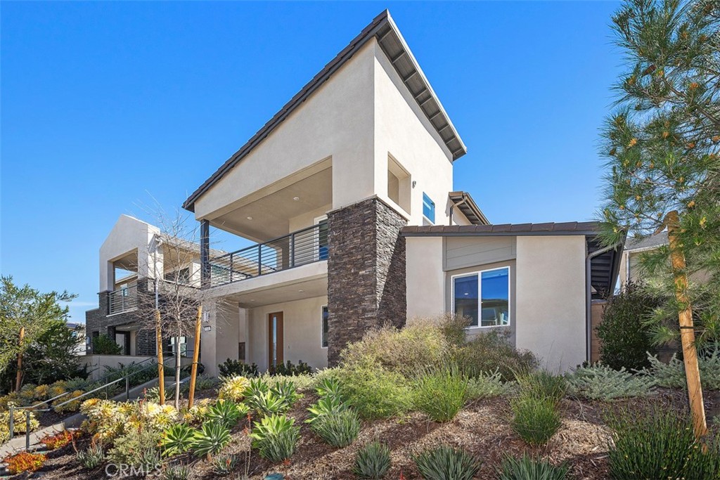 218 Sora Irvine, CA 92618 - Photo 10 of 65 a view of a house with a yard