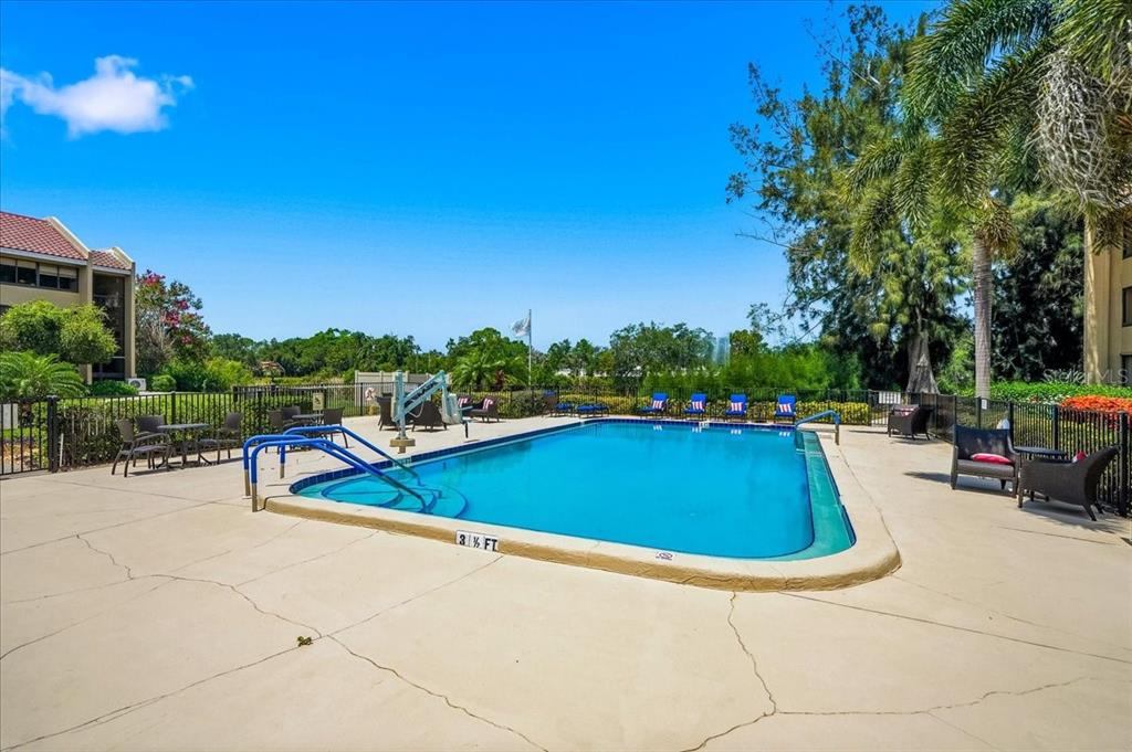 4540 Bee Ridge Road, Unit 175 Sarasota, FL 34233 - Photo 33 of 50