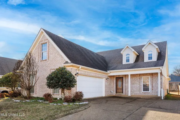 $325,000 | 4495 Aberton Drive, Southaven, MS 38671