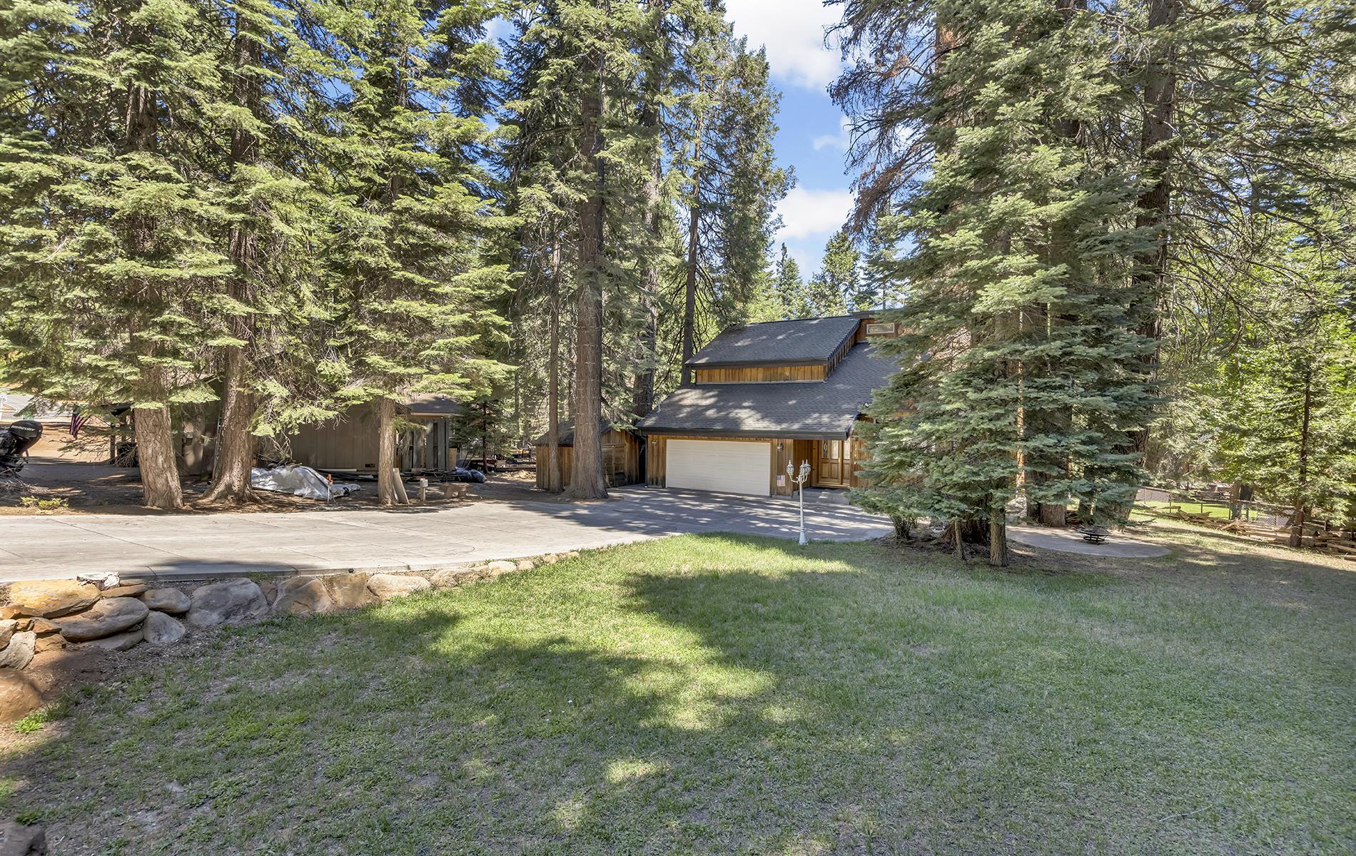 1219 Lynx Road Lake Almanor, CA 96137 - Photo 1 of 26