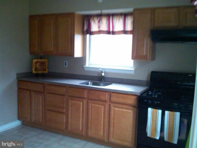 7408 Brightside Avenue Rosedale, MD 21237 - Photo 2 of 8 Kitchen